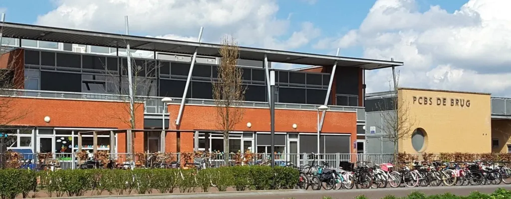 De Brug