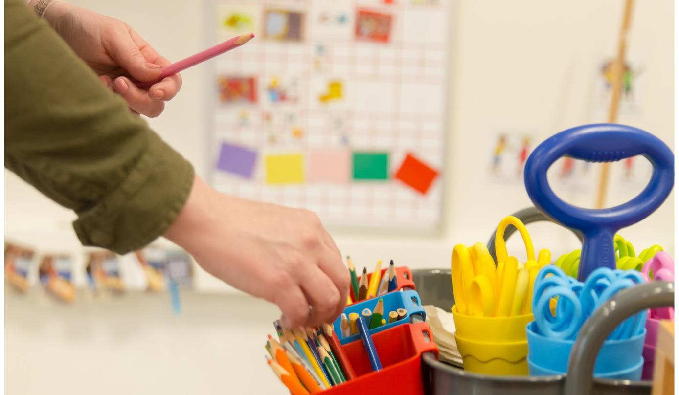 Afbeelding van creatieve materialen op Basisschool De Regenboog in Waddinxveen. Afbeelding van creatieve materialen op Basisschool De Regenboog in Waddinxveen.
