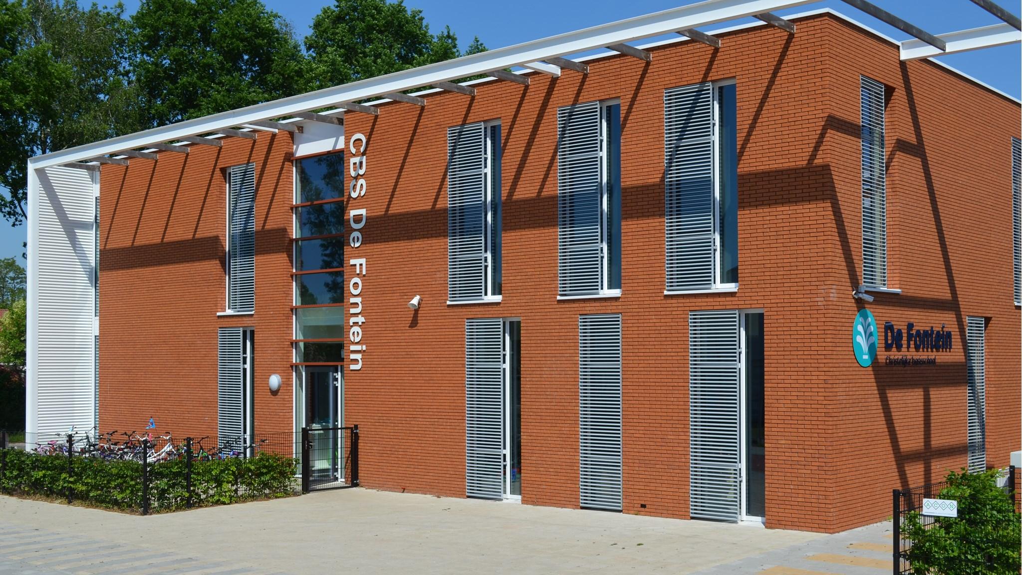 CBS De Fontein in Westerhaar-Vriezenveensewijk, een moderne en uitnodigende basisschool. CBS De Fontein in Westerhaar-Vriezenveensewijk, een moderne en uitnodigende basisschool.