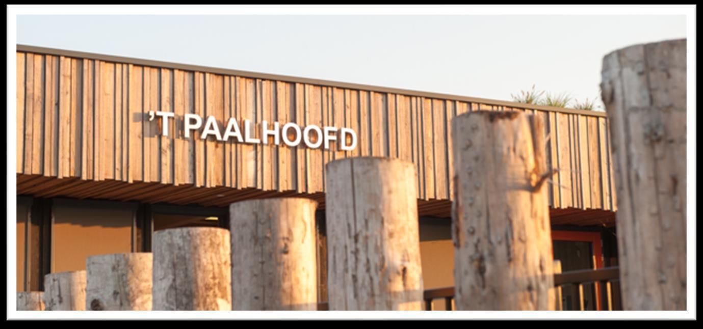Deze afbeelding toont de ingang van de school 'T Paalhoofd' in Zoutelande. Deze afbeelding toont de ingang van de school 'T Paalhoofd' in Zoutelande.