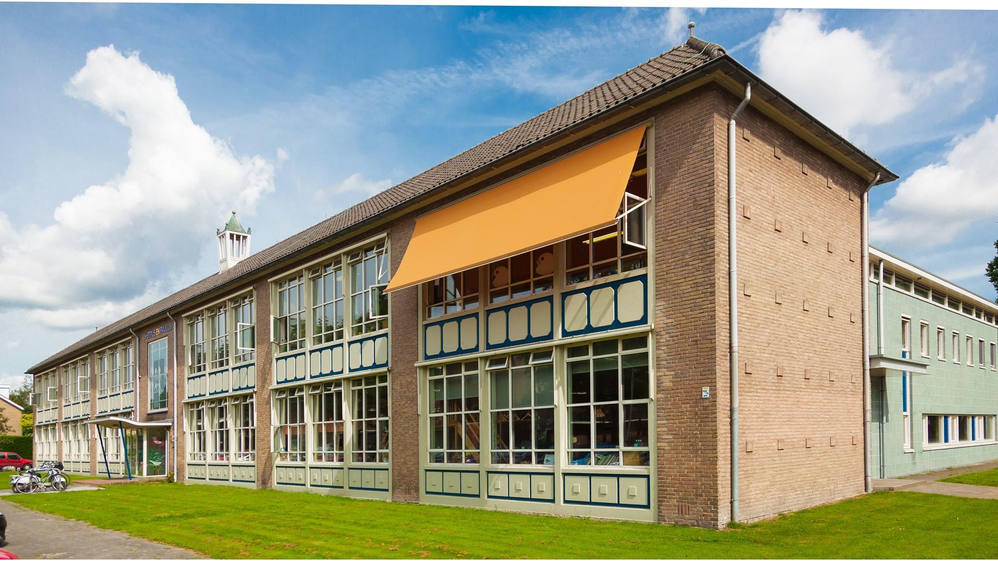 Dit is een afbeelding van Kindcentrum de Avonturier in Breda, met een uitzicht op het schoolgebouw. Dit is een afbeelding van Kindcentrum de Avonturier in Breda, met een uitzicht op het schoolgebouw.