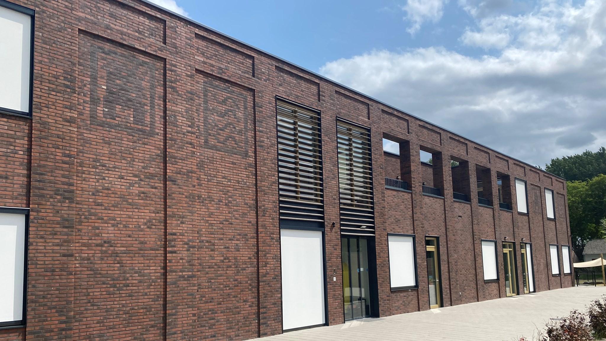 Dit is het gebouw van Basisschool Op Dreef in Aardenburg. Dit is het gebouw van Basisschool Op Dreef in Aardenburg.