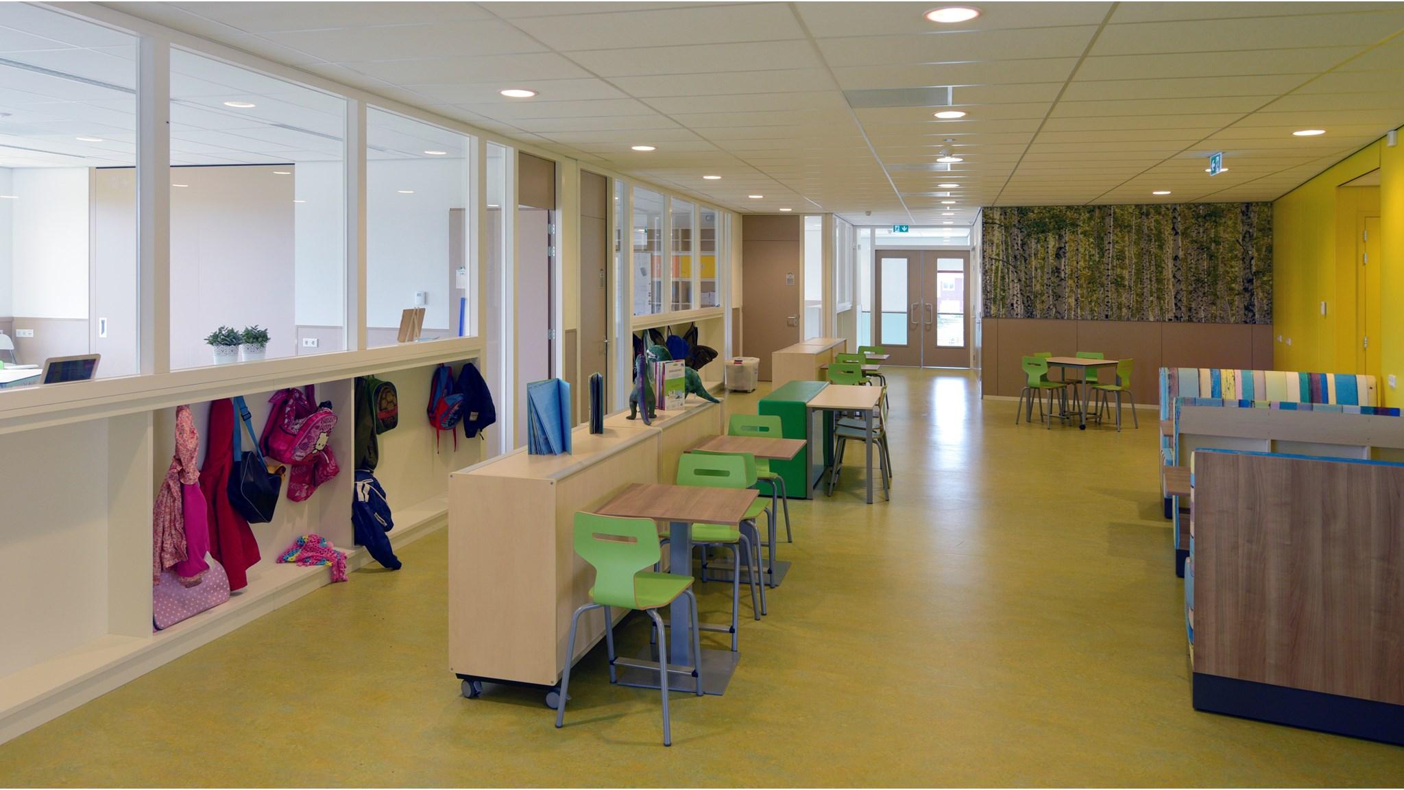 Een moderne interieurinrichting van Algemeen Bijzondere Basisschool Het Universum in Almere. Een moderne interieurinrichting van Algemeen Bijzondere Basisschool Het Universum in Almere.