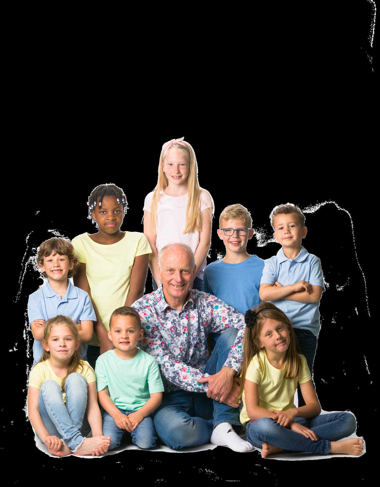 Groep vrolijke kinderen met een leraar op de Jozefschool Katholiek Basisonderwijs in Aalsmeer. Groep vrolijke kinderen met een leraar op de Jozefschool Katholiek Basisonderwijs in Aalsmeer.
