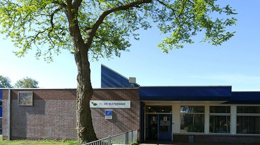 IKC De Watersnip in Zoetermeer, met een zicht op het schoolgebouw en de groene omgeving. IKC De Watersnip in Zoetermeer, met een zicht op het schoolgebouw en de groene omgeving.