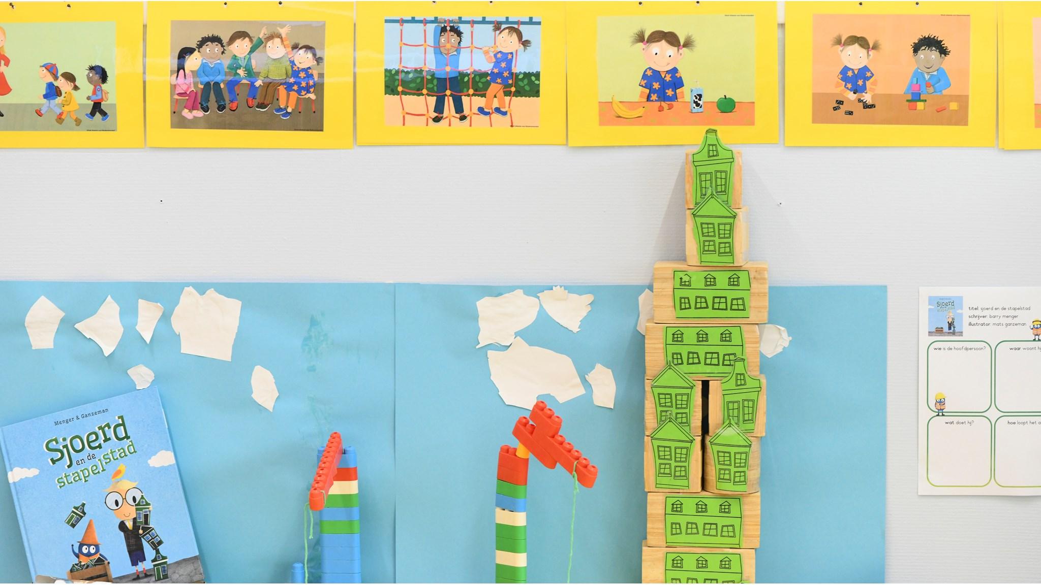 Kaleidoscoop in Zeewolde toont een kleurrijk schoolplein met creatieve bouwprojecten en educatieve materialen. Kaleidoscoop in Zeewolde toont een kleurrijk schoolplein met creatieve bouwprojecten en educatieve materialen.