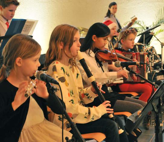 Kindcentrum De Duif in Heiloo tijdens een muzikale uitvoering door leerlingen. Kindcentrum De Duif in Heiloo tijdens een muzikale uitvoering door leerlingen.