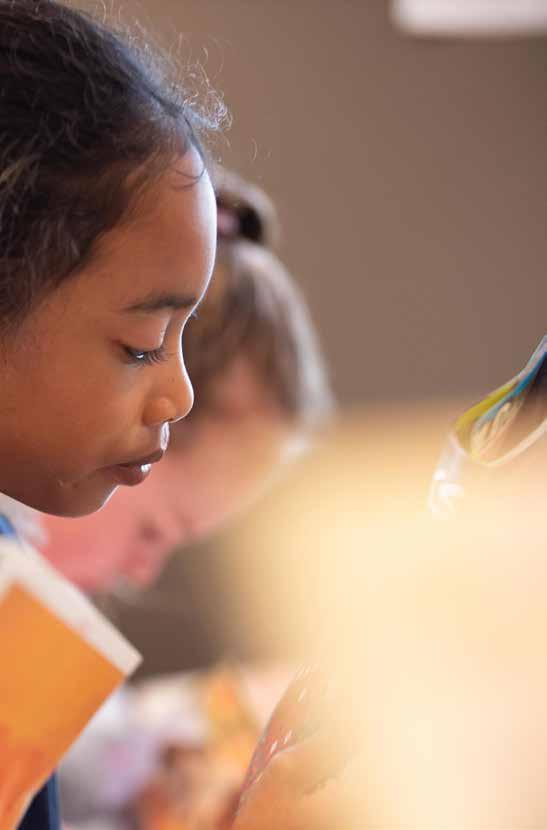 Kinderen bij ATO-kindcentrum De Hoven in Rosmalen zijn geconcentreerd bezig met hun creatieve projecten. Kinderen bij ATO-kindcentrum De Hoven in Rosmalen zijn geconcentreerd bezig met hun creatieve projecten.