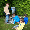 Kinderen leren met elkaar op het schoolplein van JHR Willem Versluijsschool in Aagtekerke. Kinderen leren met elkaar op het schoolplein van JHR Willem Versluijsschool in Aagtekerke.
