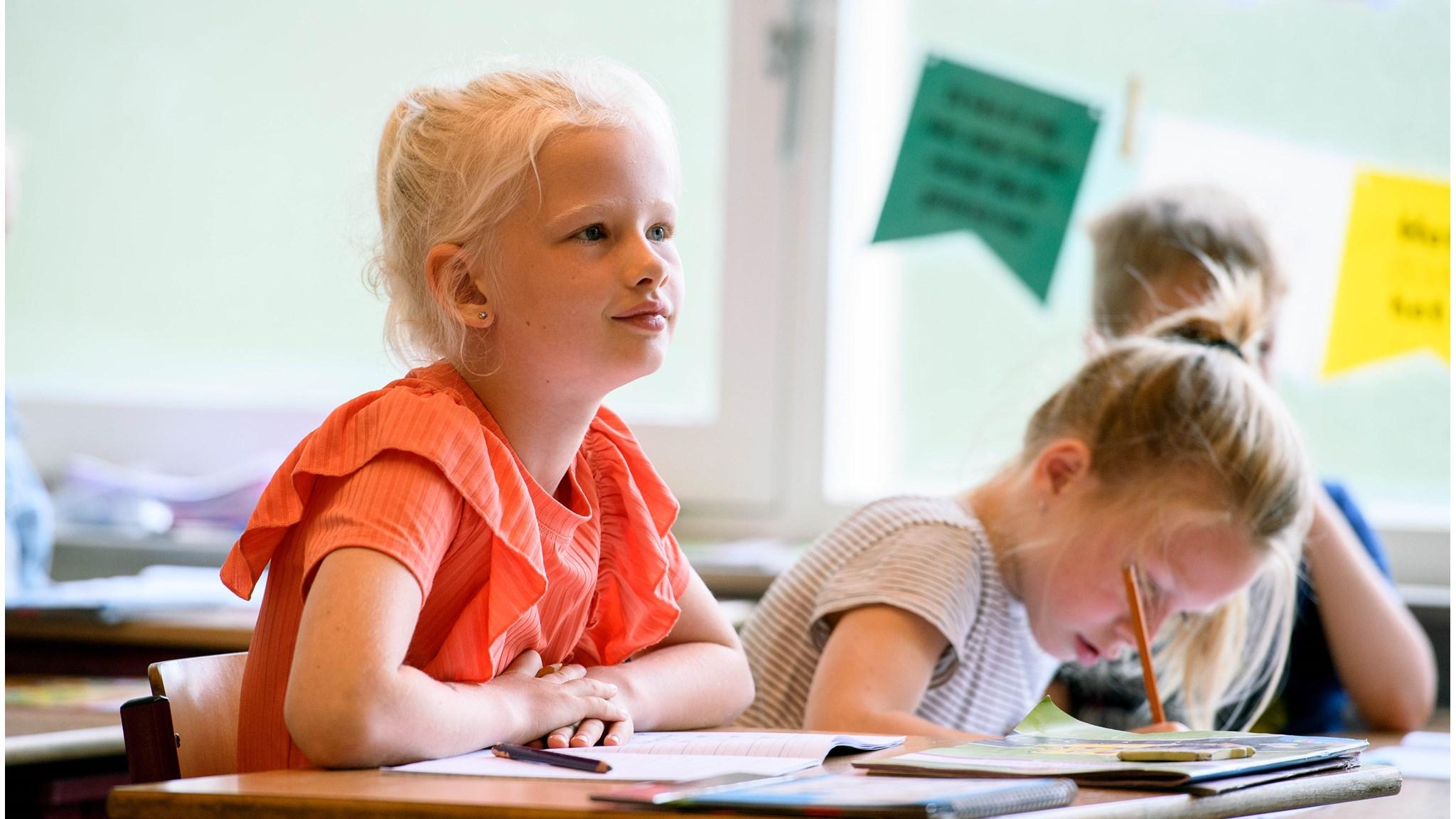 Leerlingen aan het werk in de klas van Basisschool De Schelp in Wervershoof. Leerlingen aan het werk in de klas van Basisschool De Schelp in Wervershoof.