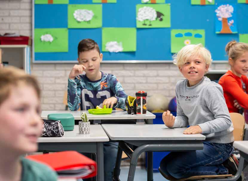 Leerlingen in het klaslokaal van Het Baken I in Veenendaal. Leerlingen in het klaslokaal van Het Baken I in Veenendaal.