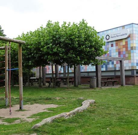 Schoolplein van de Roomskatholieke Basisschool Maria Bernadette in Leidschendam. Schoolplein van de Roomskatholieke Basisschool Maria Bernadette in Leidschendam.