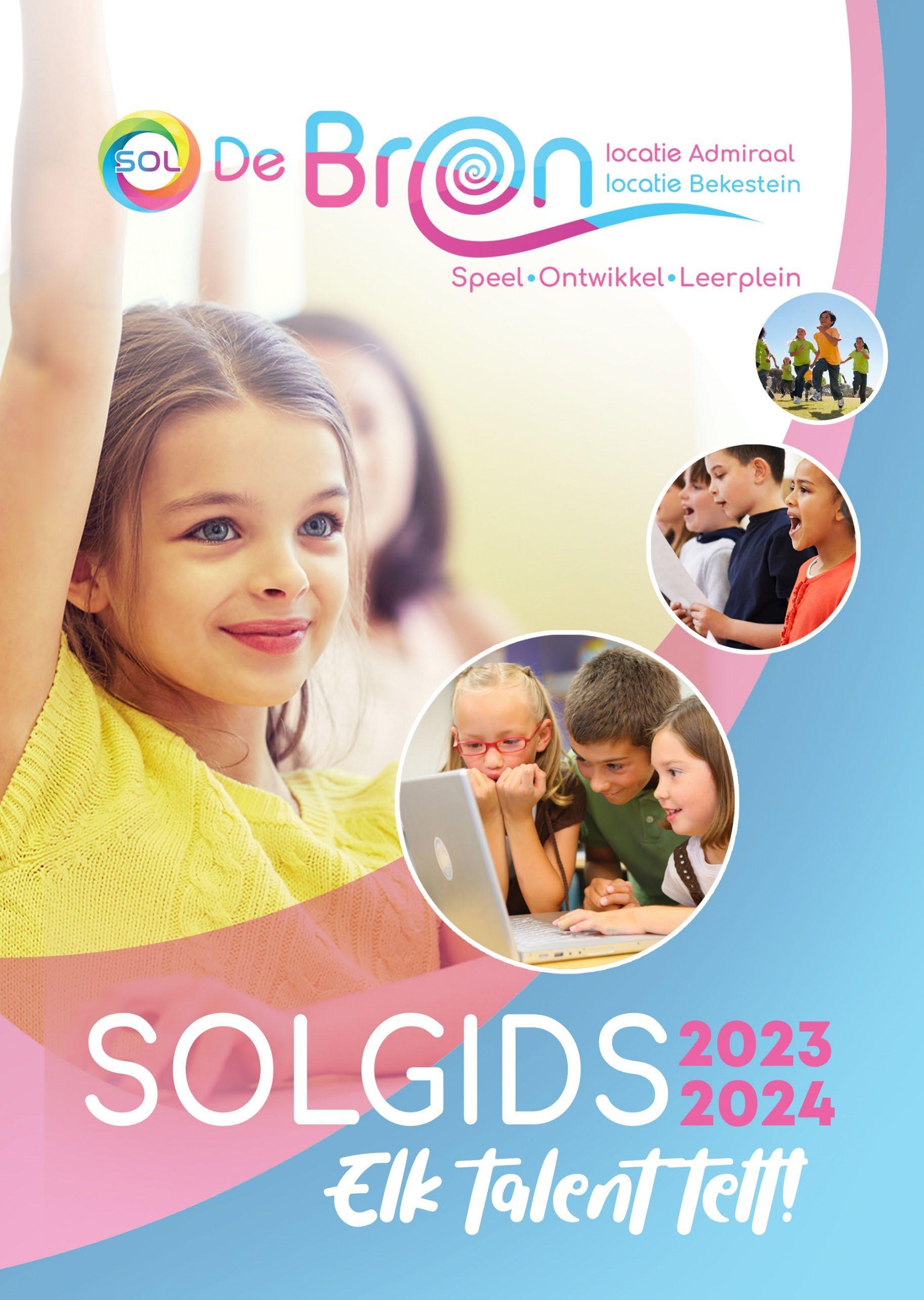 Schoolplein van SOL De Bron in Hendrik-Ido-Ambacht, met blije kinderen bezig met leren en spelen. Schoolplein van SOL De Bron in Hendrik-Ido-Ambacht, met blije kinderen bezig met leren en spelen.