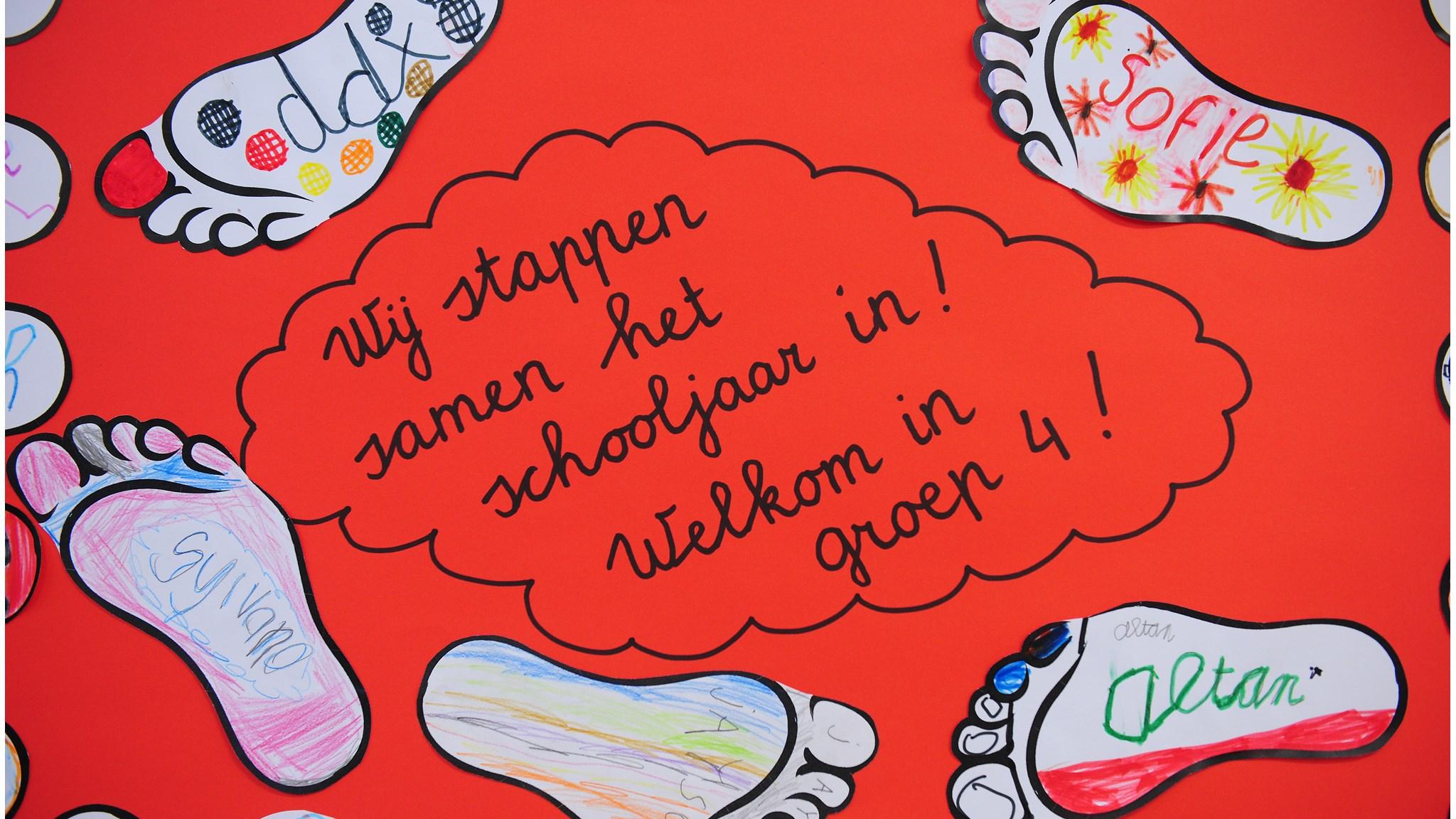 Welkom in groep 4 van obs Daltonschool De Tweemaster (De Windvaan) in Hoorn (Noord-Holland). Welkom in groep 4 van obs Daltonschool De Tweemaster (De Windvaan) in Hoorn (Noord-Holland).