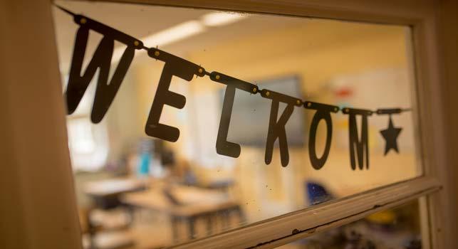 Welkomsversiering aan de deur van P.C. basisschool De Bolster in Amersfoort. Welkomsversiering aan de deur van P.C. basisschool De Bolster in Amersfoort.